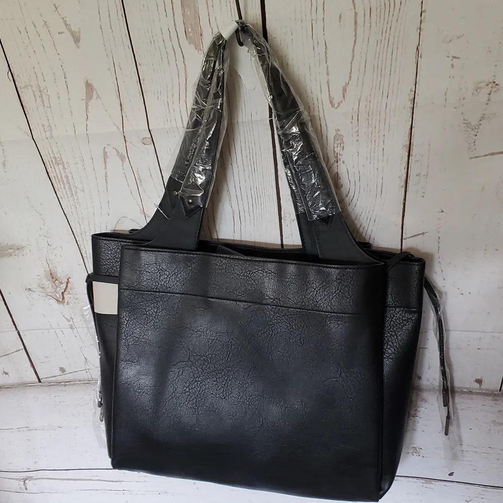 Time and Tru women's recycled materials vinyl Broadway tote bag black